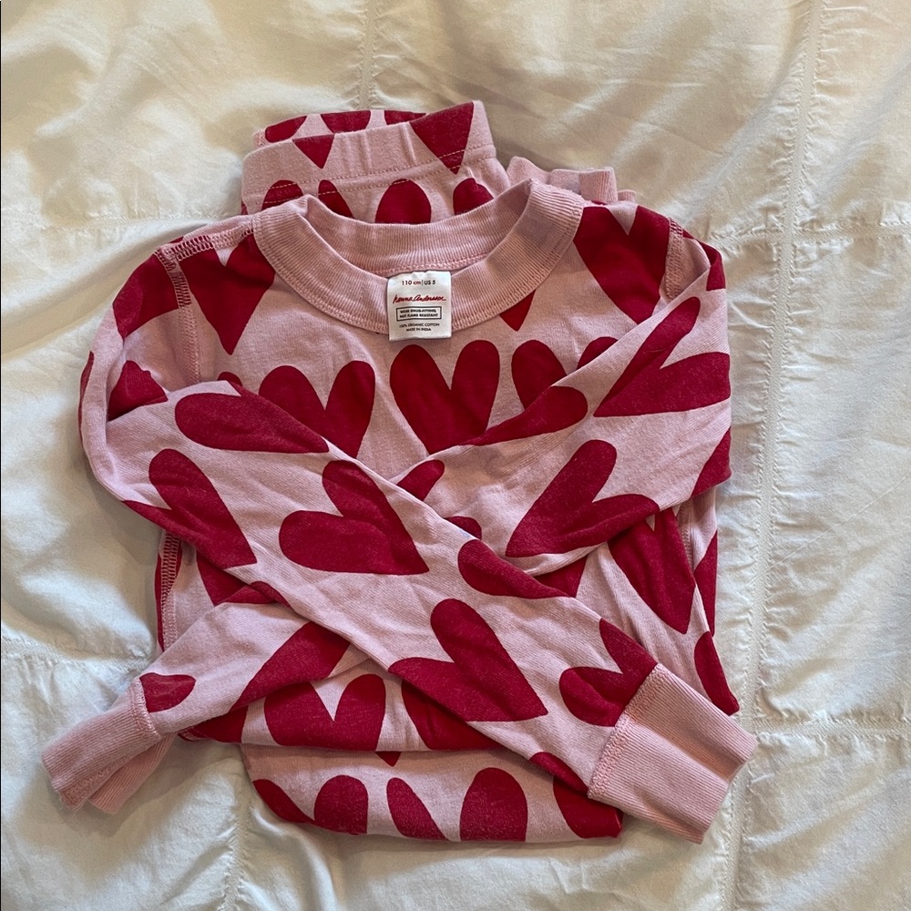 Hanna Andersson pink long sleeved pjs size 5